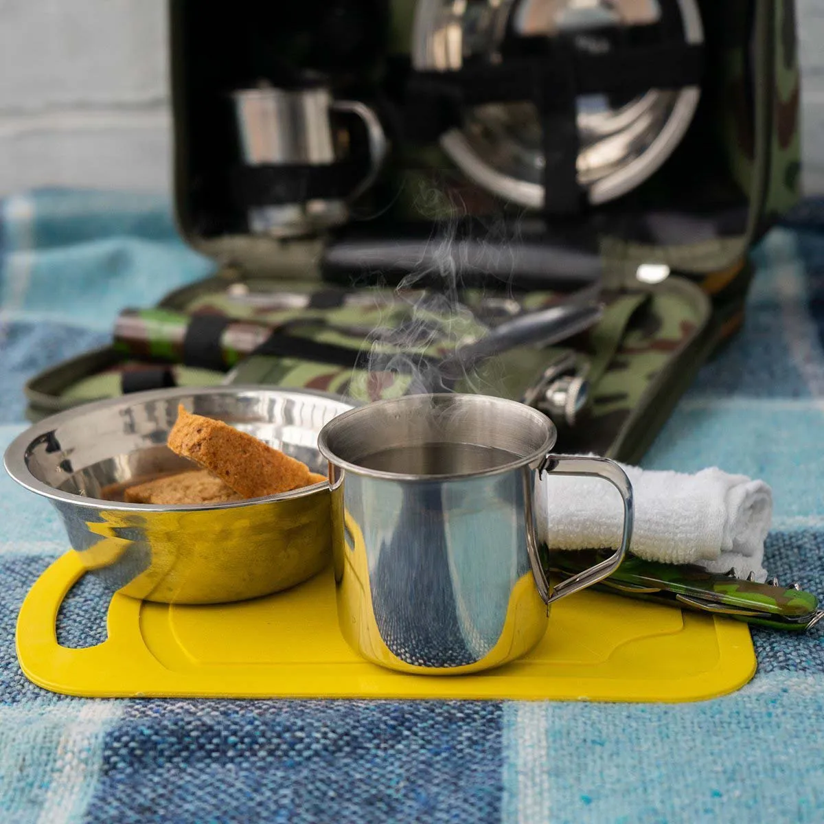 Stainless Steel Picnic Set in Camo Bag for Two Persons